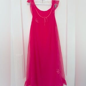 Gorgeous vintage hot pink night dress